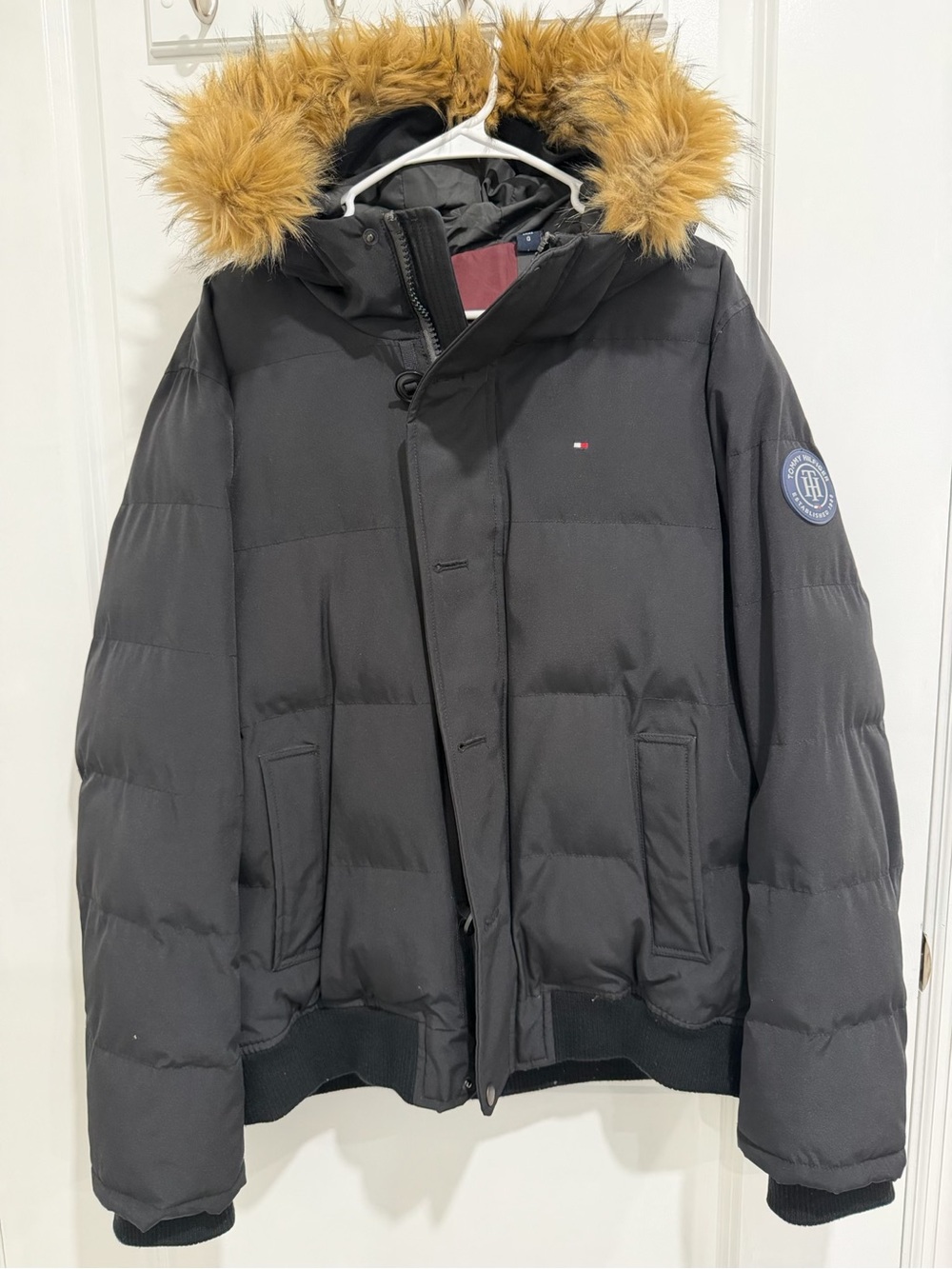Tommy Hilfiger Black Puffer Jacket with Faux Fur Trim Hood